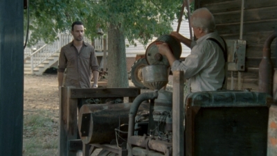 twd2x05_0506.jpg