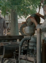 twd2x05_0506.jpg