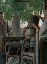 twd2x05_0508.jpg