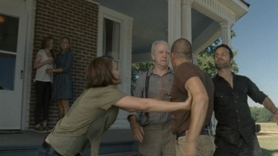 twd2x08_0071.jpg