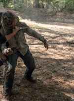 the-walking-dead-s10e10-stalker-023.jpg