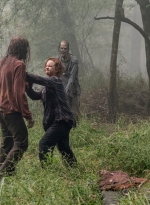 the-walking-dead-s10e12-walk-with-us-012.jpg