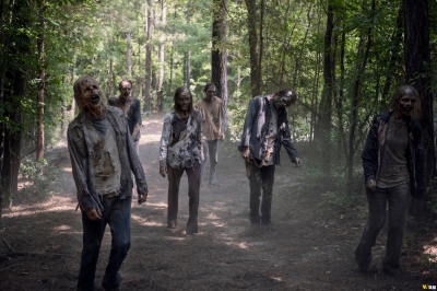 the-walking-dead-s10e13-what-we-become-010.jpg