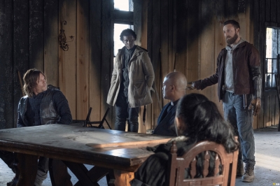 the-walking-dead-s11e01-acheron-part-i-033.jpg