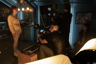 tales-of-the-walking-dead-s01e01-evie-joe-bastidores-019.jpg