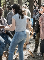 tales-of-the-walking-dead-s01e01-evie-joe-bastidores-011.jpg