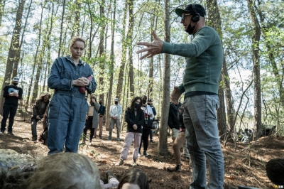 tales-of-the-walking-dead-s01e03-dee-bastidores-018.jpg