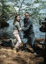 tales-of-the-walking-dead-s01e03-dee-bastidores-017.jpg