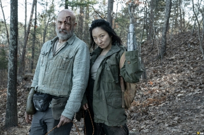 tales-of-the-walking-dead-s01e04-amy-dr-everett-bastidores-026.jpg