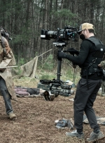 tales-of-the-walking-dead-s01e04-amy-dr-everett-bastidores-002.jpg