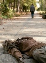 twd-world-beyond-s01e08-the-sky-is-a-graveyard-014.jpg