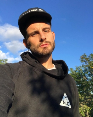 nico-tortorella-instagram-02064.jpg