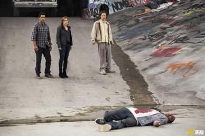 fear-the-walking-dead-s01e01-pilot-018.jpg