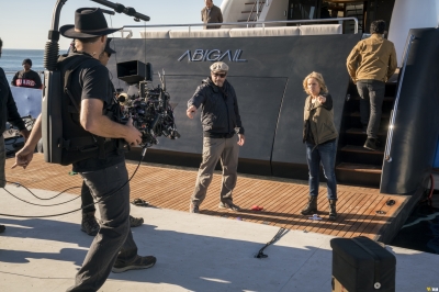 fear-the-walking-dead-s02e01-monster-bastidores-001.jpg