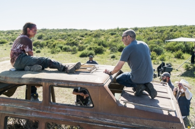 fear-the-walking-dead-s02e08-grotesque-bastidores-006.jpg