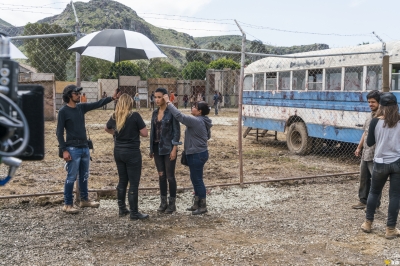 fear-the-walking-dead-s02e09-los-muertos-bastidores-003.jpg