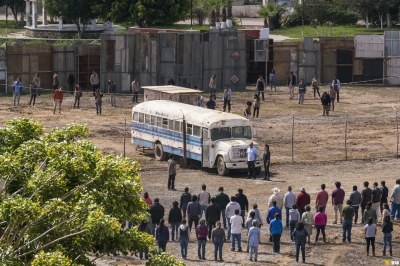 fear-the-walking-dead-s02e09-los-muertos-013.jpg