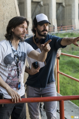 fear-the-walking-dead-s03e04-100-bastidores-005.jpg