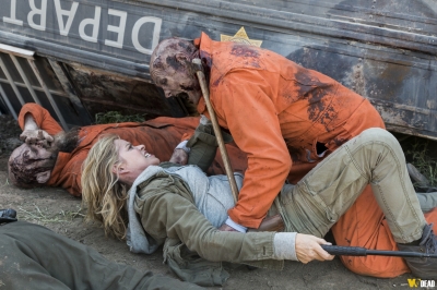 fear-the-walking-dead-s03e05-burning-in-water-drowning-in-flame-028.jpg