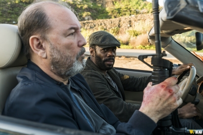 fear-the-walking-dead-s03e05-burning-in-water-drowning-in-flame-038.jpg