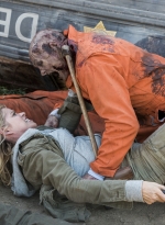 fear-the-walking-dead-s03e05-burning-in-water-drowning-in-flame-028.jpg