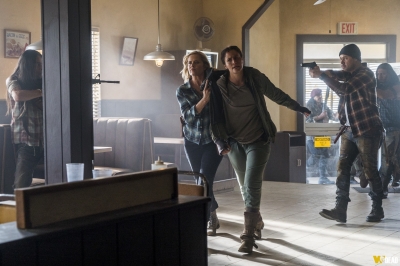 fear-the-walking-dead-s03e08-children-of-wrath-029.jpg