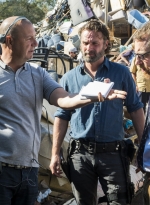 fear-the-walking-dead-s04e01-whats-your-story-bastidores-002.jpg