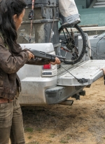 fear-the-walking-dead-s04e07-the-wrong-side-of-where-you-are-now-009.jpg