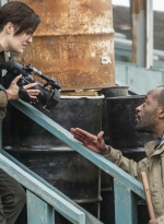 fear-the-walking-dead-s04e07-the-wrong-side-of-where-you-are-now-010.jpg