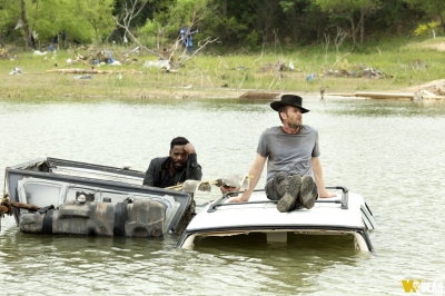 fear-the-walking-dead-s04e13-blackjack-bastidores-004.jpg