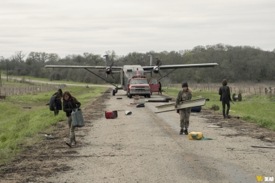 fear-the-walking-dead-s05e08-is-anybody-out-there-004.jpg