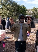 fear-the-walking-dead-s06e02-welcome-to-the-club-bastidores-008.jpg