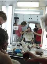 the-walking-dead-s01e01-days-gone-bye-bastidores-009.jpg