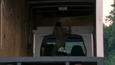 twd1x03_0875.jpg