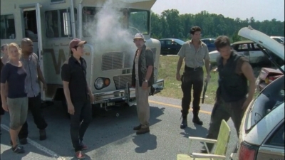 twd2x01_0203.jpg