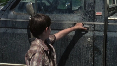 twd2x01_0700.jpg