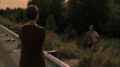 twd2x01_0931.jpg