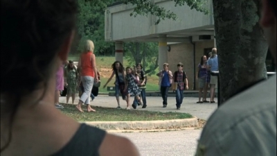 twd2x02_0065.jpg