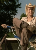 twd2x05_0826.jpg