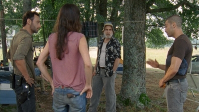 twd2x06_0204.jpg