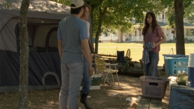 twd2x06_0702.jpg