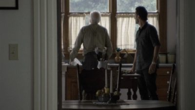 twd2x07_0320.jpg