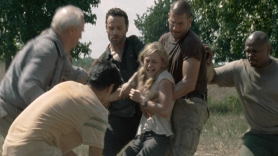 twd2x08_0038.jpg