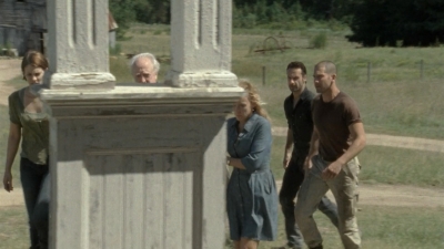 twd2x08_0060.jpg