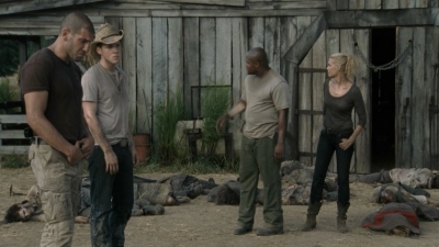 twd2x08_0216.jpg