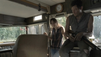 twd2x08_0316.jpg