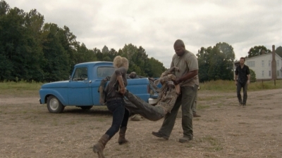 twd2x08_0397.jpg