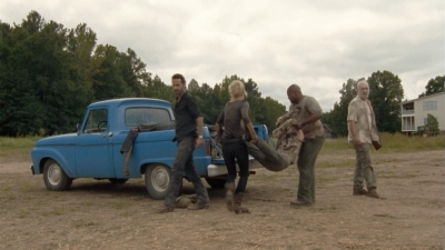 twd2x08_0399.jpg