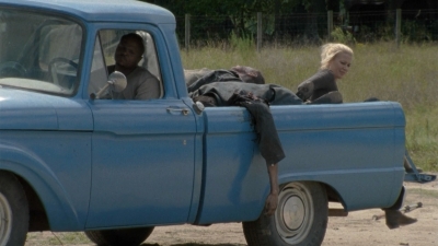 twd2x08_0422.jpg