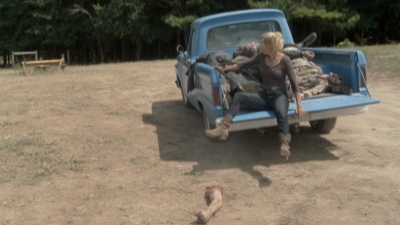 twd2x08_0426.jpg